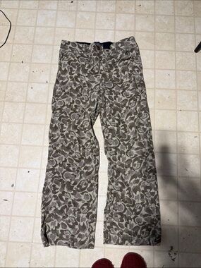 Women Camouflage Print Straight-Leg Pants - Olive/Gray tall girl friendly